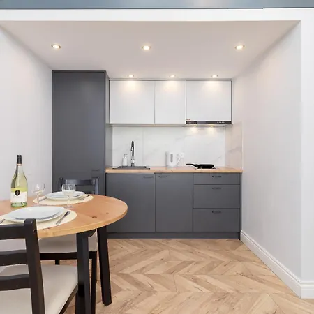 Swietego Filipa Cracow By Renters Apartment